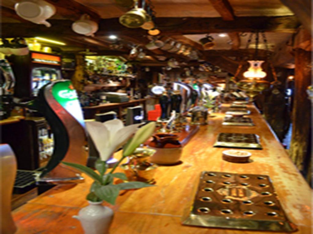 The King William IV Bed and Breakfast Royston Εξωτερικό φωτογραφία